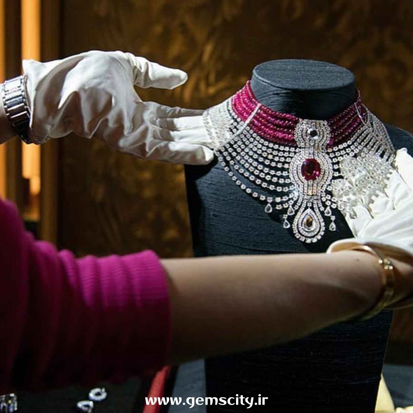 reine makeda royal high jewelry set